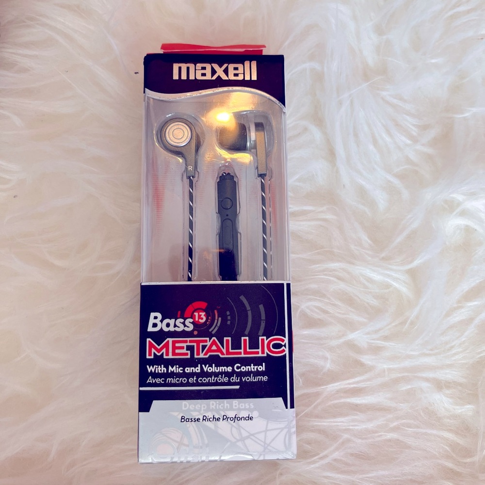 Maxwell Bass Metallic headphones with Mic